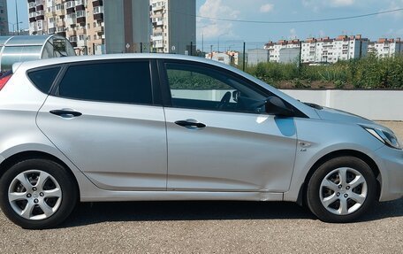 Hyundai Solaris II рестайлинг, 2012 год, 850 000 рублей, 3 фотография