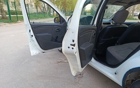 Renault Logan I, 2013 год, 295 000 рублей, 9 фотография