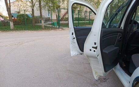 Renault Logan I, 2013 год, 295 000 рублей, 8 фотография