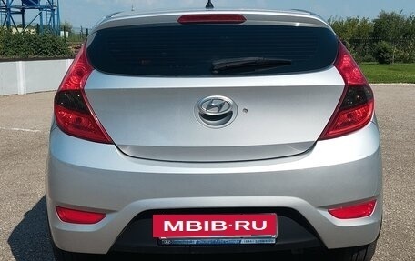 Hyundai Solaris II рестайлинг, 2012 год, 850 000 рублей, 4 фотография