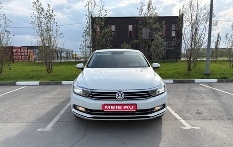 Volkswagen Passat B8 рестайлинг, 2017 год, 1 895 000 рублей, 2 фотография