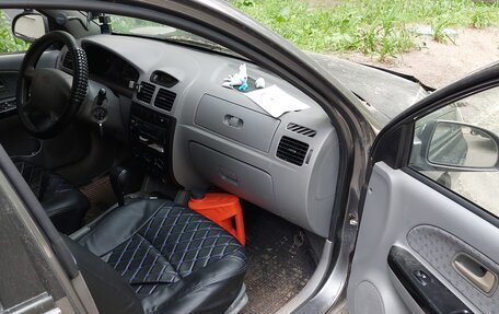 KIA Rio II, 2004 год, 190 000 рублей, 11 фотография