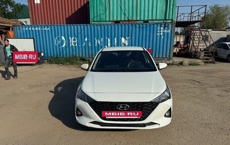 Hyundai Solaris II рестайлинг, 2020 год, 850 000 рублей, 11 фотография
