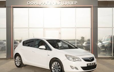 Opel Astra J, 2014 год, 800 000 рублей, 1 фотография