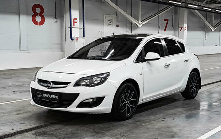 Opel Astra J, 2013 год, 565 000 рублей, 1 фотография