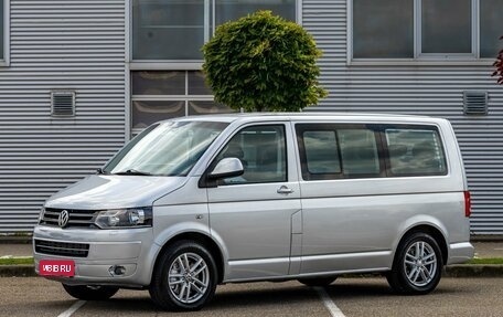 Volkswagen Multivan T5, 2012 год, 1 895 000 рублей, 1 фотография