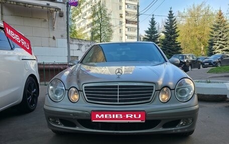 Mercedes-Benz E-Класс, 2005 год, 1 100 000 рублей, 1 фотография