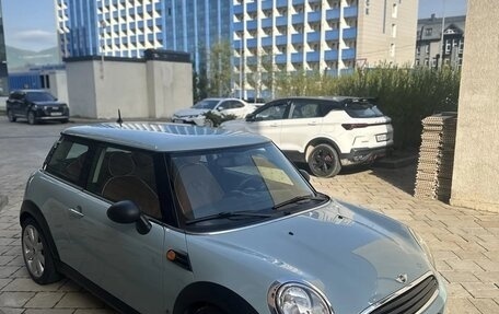 MINI Hatch, 2011 год, 1 240 000 рублей, 1 фотография
