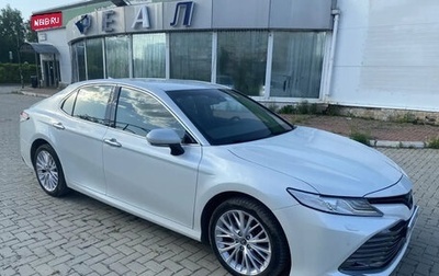 Toyota Camry, 2019 год, 2 800 000 рублей, 1 фотография