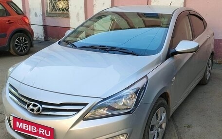 Hyundai Solaris II рестайлинг, 2016 год, 1 500 000 рублей, 1 фотография