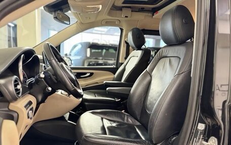 Mercedes-Benz V-Класс, 2018 год, 6 990 000 рублей, 2 фотография