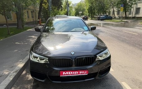 BMW 5 серия, 2019 год, 4 800 000 рублей, 1 фотография
