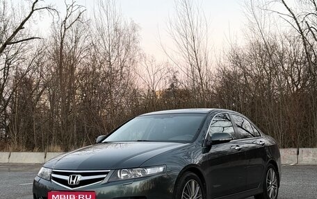 Honda Accord VII рестайлинг, 2006 год, 680 000 рублей, 1 фотография