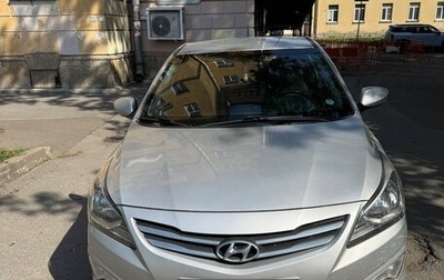 Hyundai Solaris II рестайлинг, 2015 год, 860 000 рублей, 1 фотография