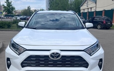 Toyota RAV4, 2021 год, 3 950 000 рублей, 1 фотография