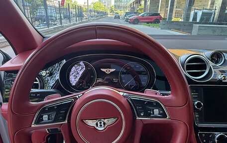 Bentley Bentayga I, 2018 год, 11 900 000 рублей, 18 фотография