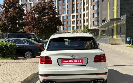 Bentley Bentayga I, 2018 год, 11 900 000 рублей, 9 фотография