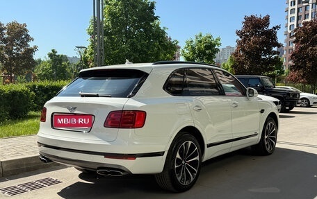 Bentley Bentayga I, 2018 год, 11 900 000 рублей, 8 фотография