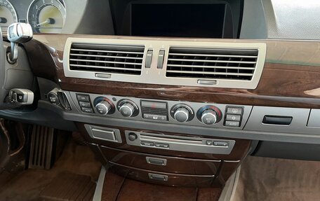 BMW 7 серия, 2005 год, 500 000 рублей, 12 фотография