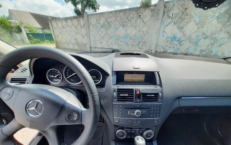Mercedes-Benz C-Класс, 2008 год, 900 000 рублей, 8 фотография