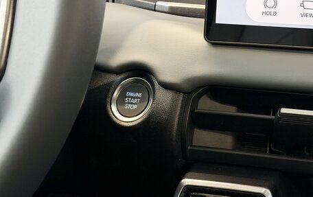 Toyota RAV4, 2026 год, 4 370 000 рублей, 23 фотография