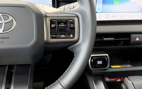 Toyota RAV4, 2026 год, 4 370 000 рублей, 21 фотография