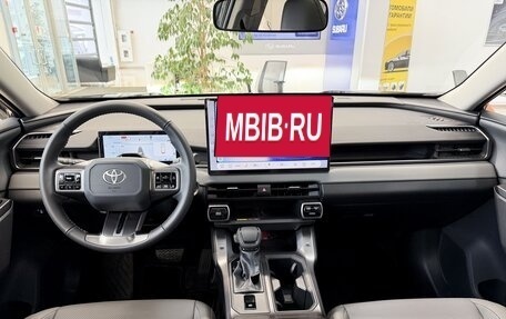 Toyota RAV4, 2026 год, 4 370 000 рублей, 18 фотография