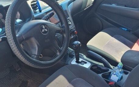 Mitsubishi Outlander III рестайлинг 3, 2002 год, 600 000 рублей, 6 фотография