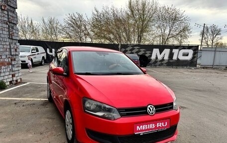 Volkswagen Polo VI (EU Market), 2010 год, 700 000 рублей, 1 фотография