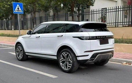 Land Rover Range Rover Evoque II, 2024 год, 4 700 000 рублей, 6 фотография