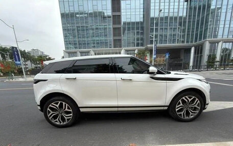 Land Rover Range Rover Evoque II, 2024 год, 4 700 000 рублей, 8 фотография