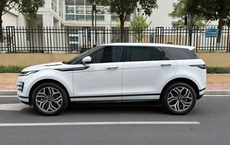 Land Rover Range Rover Evoque II, 2024 год, 4 700 000 рублей, 7 фотография