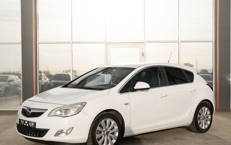 Opel Astra J, 2014 год, 800 000 рублей, 3 фотография