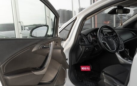 Opel Astra J, 2014 год, 800 000 рублей, 17 фотография