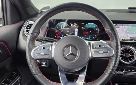 Mercedes-Benz GLB, 2022 год, 4 200 000 рублей, 11 фотография