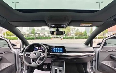 Volkswagen Golf VIII, 2023 год, 2 150 000 рублей, 7 фотография
