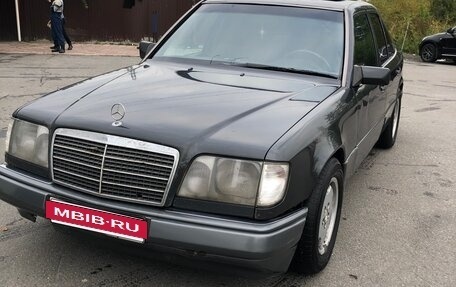 Mercedes-Benz E-Класс, 1994 год, 350 000 рублей, 8 фотография