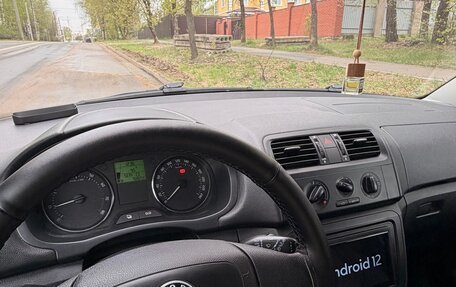 Skoda Fabia II, 2011 год, 450 000 рублей, 8 фотография
