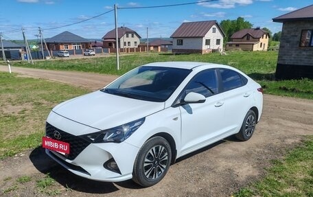 Hyundai Solaris II рестайлинг, 2020 год, 1 650 000 рублей, 7 фотография
