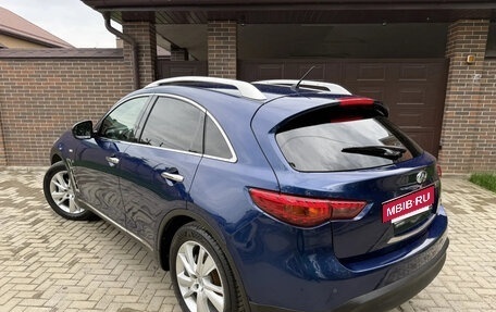 Infiniti QX70, 2013 год, 2 350 000 рублей, 4 фотография