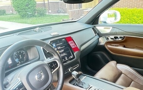 Volvo XC90 II рестайлинг, 2020 год, 6 300 000 рублей, 8 фотография
