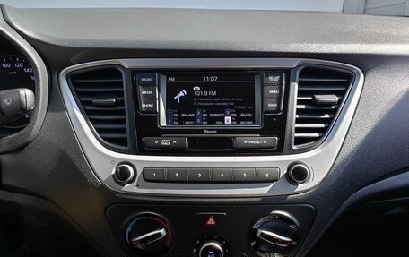 Hyundai Solaris II рестайлинг, 2018 год, 939 000 рублей, 15 фотография