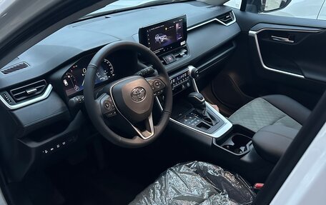 Toyota RAV4, 2025 год, 4 100 000 рублей, 5 фотография