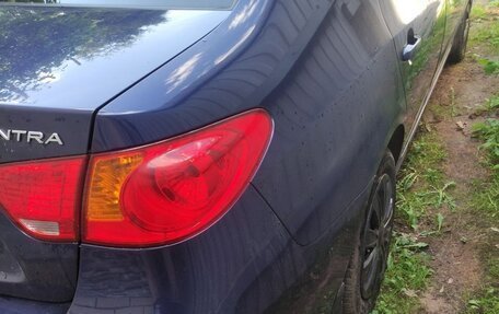 Hyundai Elantra IV, 2010 год, 600 000 рублей, 2 фотография