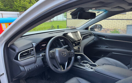 Toyota Camry, 2022 год, 3 600 000 рублей, 7 фотография