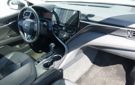 Toyota Camry, 2022 год, 3 600 000 рублей, 11 фотография