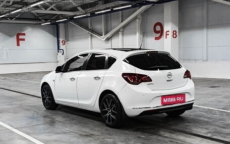 Opel Astra J, 2013 год, 565 000 рублей, 7 фотография
