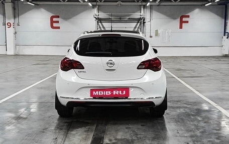Opel Astra J, 2013 год, 565 000 рублей, 6 фотография