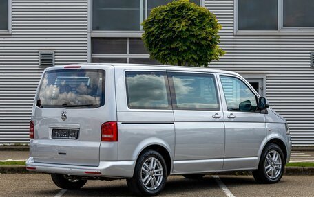 Volkswagen Multivan T5, 2012 год, 1 895 000 рублей, 6 фотография