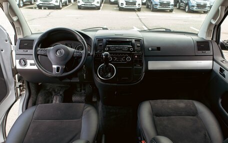 Volkswagen Multivan T5, 2012 год, 1 895 000 рублей, 15 фотография